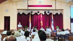 கூட்டொருங்கியக்க உலக ஆயர்கள் பேரவை பொதுச்செயலர் குருக்களுடன் கலந்துரையாடல்