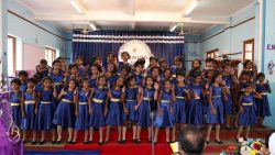 இளவாலை திருக்குடும்ப கன்னியர் மட மகாவித்தியாலய ஆங்கில தின நிகழ்வு
