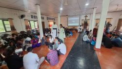 கிளிநொச்சி மறைக்கோட்ட இளையோருக்கான தொடர்பாடலாண்டு சிறப்பு நிகழ்வு