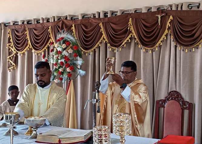 சொறிக்கல்முனை திருச்சிலுவை திருத்தல துணைப்பங்கான புனித அந்தோனியார் ஆலய திருவிழா