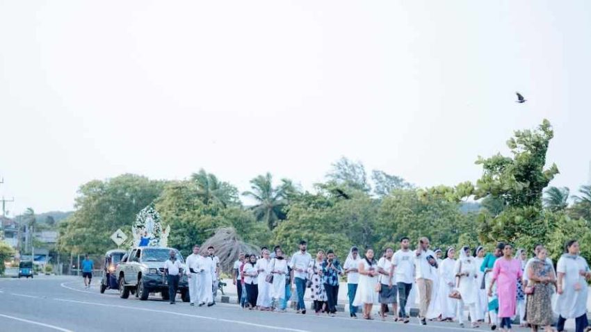 திருகோணமலை மறைமாவட்ட செபமாலை பேரணி